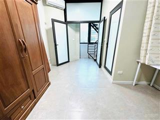 Cho thuê nhà riêng nguyên căn  phố lê quý đôn, hai bà trưng  ngõ nông gần phố  vị trí trung tâm