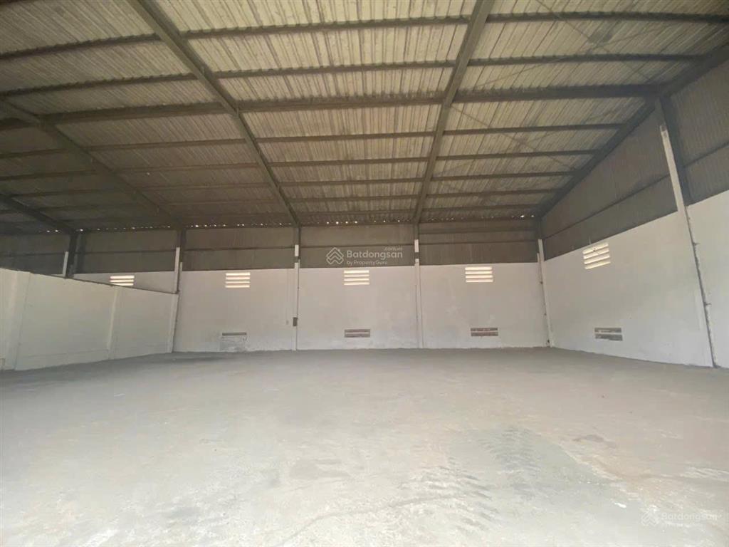 Cho thuê kho xưởng giá rẻ dt 500m2 khu vực bắc từ liêm.