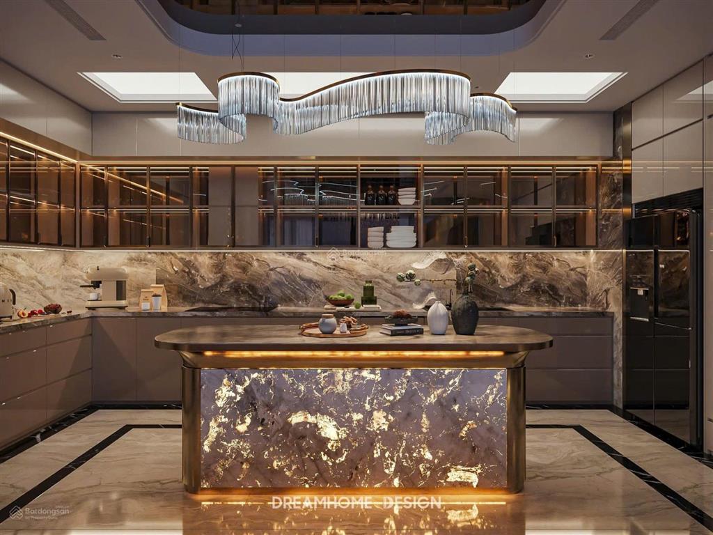 Bán căn penthouse sunshine golden river. view hồ tây, ciputra. dt 494m2  6pn  nội thất xịn
