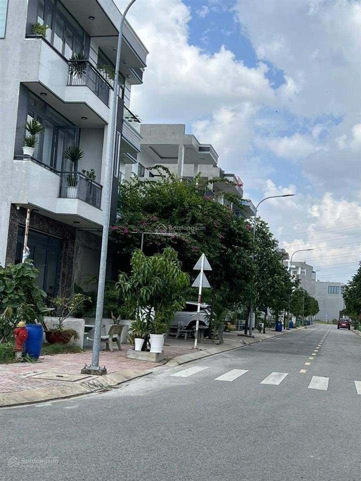 Bán đất 2 mặt tiền ngay aeon mall thuận an kdc chỉnh trang hòa lân 2 dt 114m2,kdcvietsinglộc phát