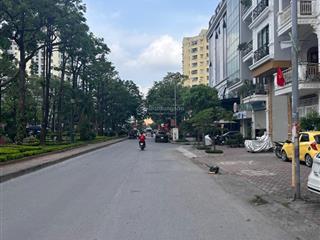 Bán nhà độc quyền kđt đại kim  hoàng mai  vỉa hè  ô tô tránh. dt 64m2 x 5 tầng. giá 21 tỷ