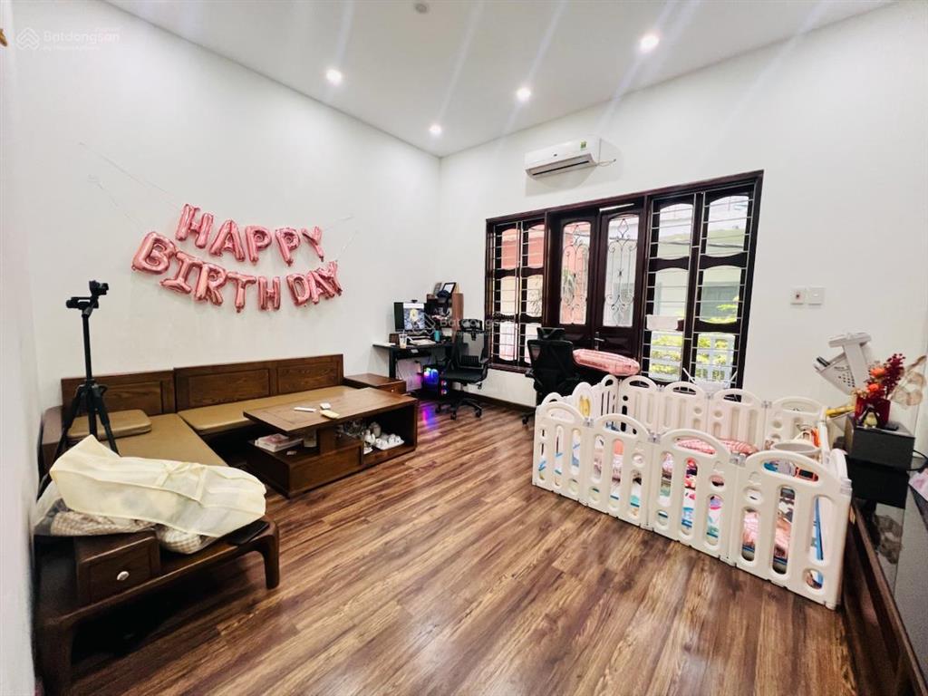 Bán nhà độc quyền kđt đại kim  hoàng mai  vỉa hè  ô tô tránh. dt 64m2 x 5 tầng. giá 21 tỷ