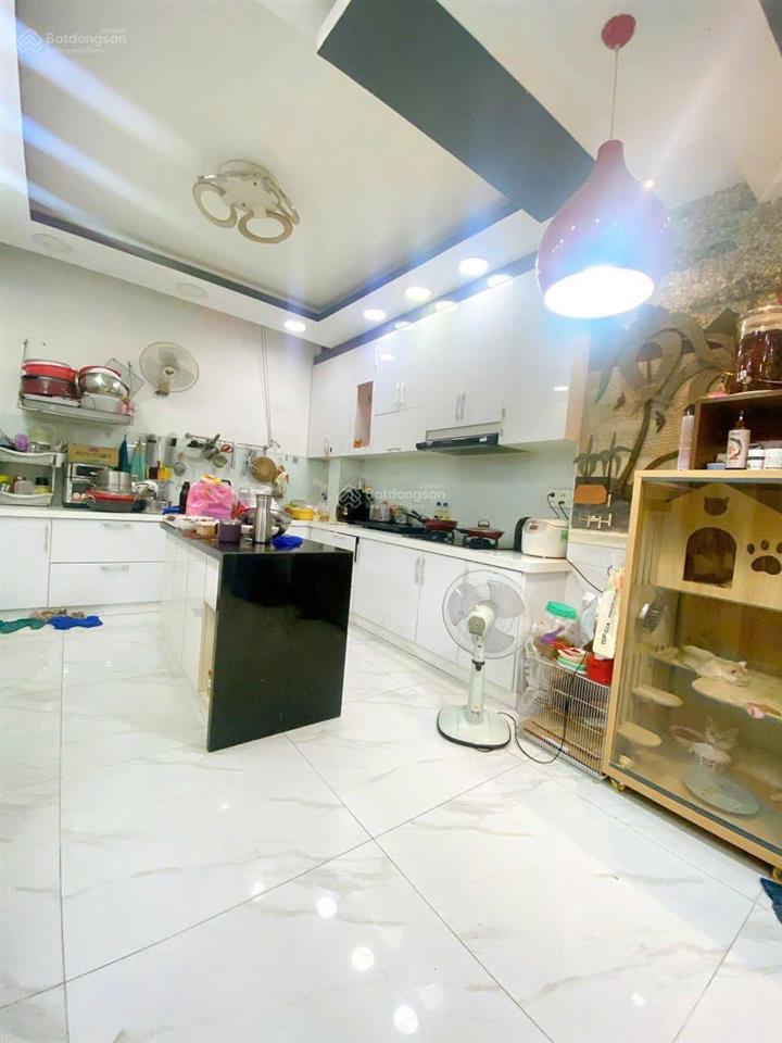 Siêu vị trí gần mặt tiền hẻm 7m 5 tầng full phòng master