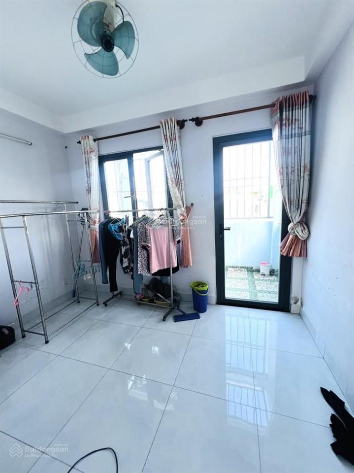Hẻm xe tải 8m phố ẩm thực hồ thị kỷ dòng tiền cao. #181