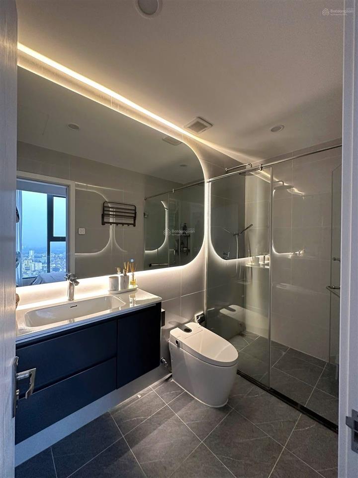 Tôi cần cho thuê chcc vimeco phạm hùng, dt 140m², 3pn, full nội thất cao cấp, giá 23tr/tháng