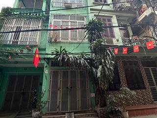 Nghĩa tân cầu giấy 30 m x 4 tầng. giá 11.x tỷ ( thương lượng mạnh)