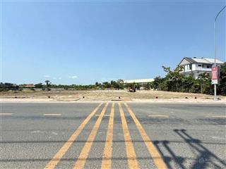 Đất đẹp nhất khu vực, 10 mặt tiền đt835b, xã phước hậu, dt 200m2 (5x40m thổ), giá 3,6tỷ/1lô, shr