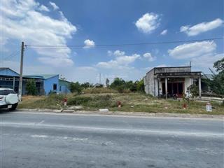 Chủ cần bán gấp lô đất mặt tiền dt830, mỹ lệ, cần đước, dt 97,6m2 thổ cư, giá chỉ 999tr, shr