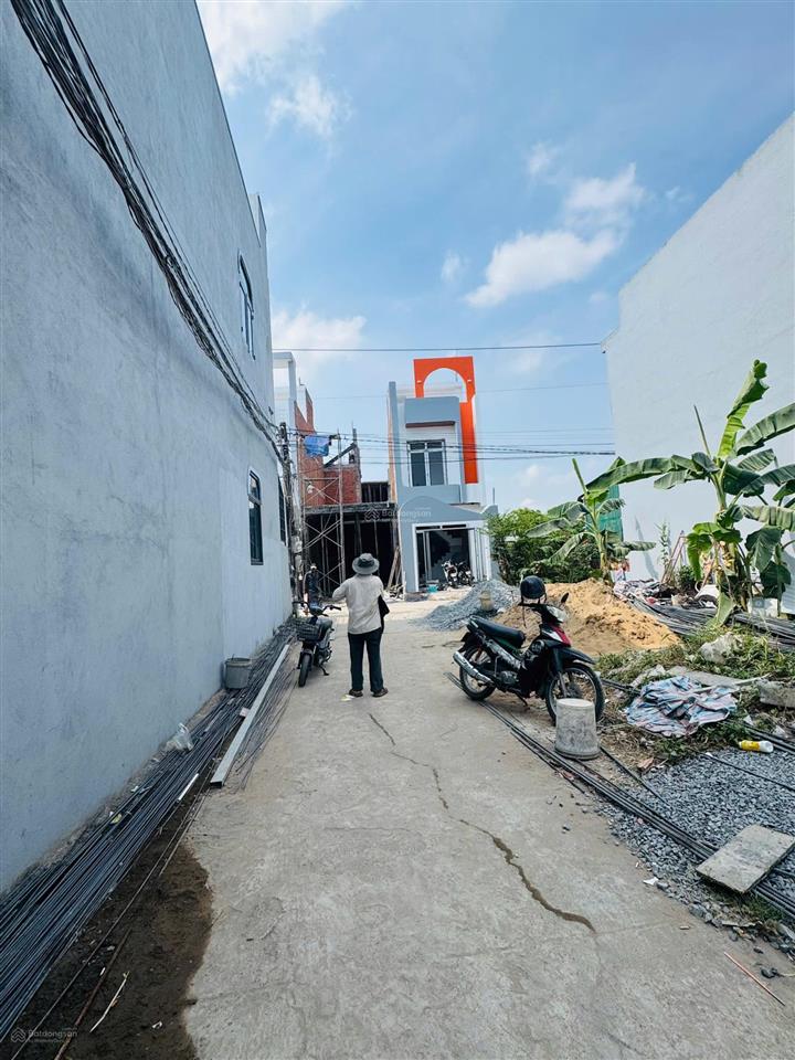 Chủ bán gấp lô đất giữa 2 căn nhà rất đẹp, tân kim, cần giuộc, dt 81m2 thổ cư, giá 1,65 tỷ, shr