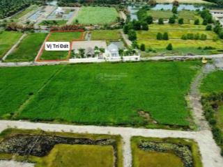 Phước khánh đất vườn đường xe hơi mặt rạch. giá 2,8 tỷ/1300m2, điện nước máy đầy đủ