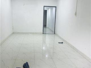 Nhà bán mặt tiền thụt (4x17.5m, nở hậu), 87 m2, k lộ giới, phạm thế hiển p6 q8