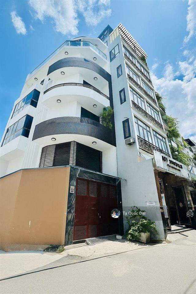 Phú nhuận  mt phan tây hồ  53.2m2  12.5 tỷ  2mt  thang máy  dt 40tr/tháng  nội thất siêu đẹp