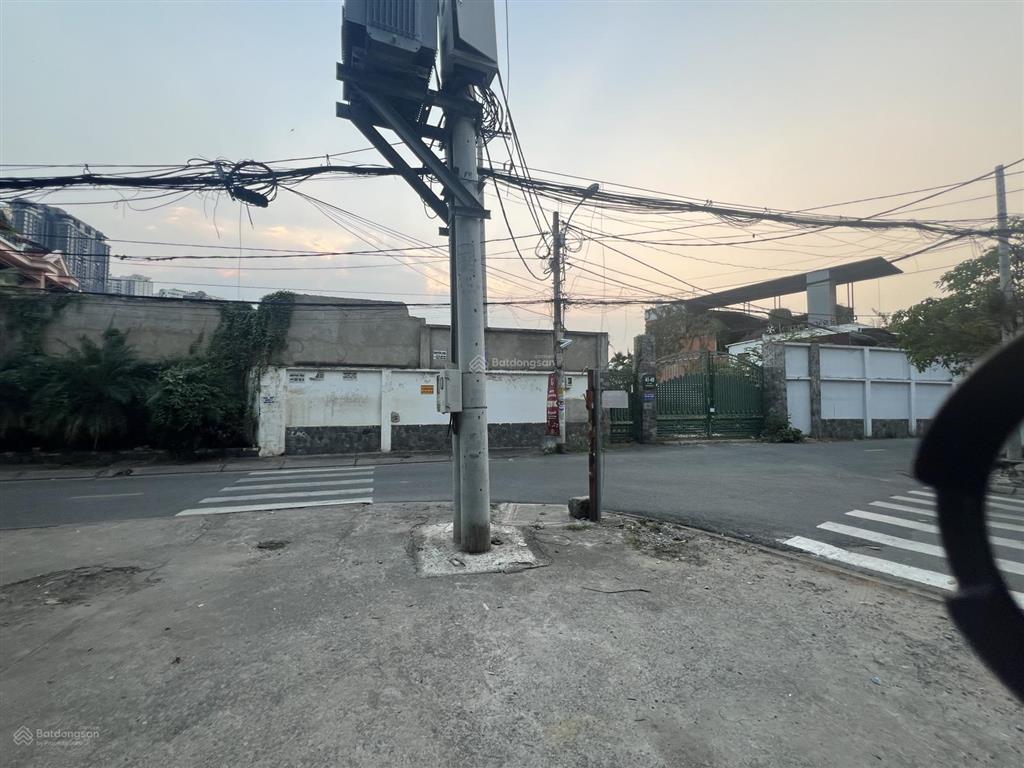 3000m2 full thổ cư cách the vista 100m metro rạch chiếc 200m.sông sài gòn 100m