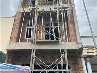 Nhà mới 100% 3 tầng gần sông cái giá chỉ 3,75 tỷ