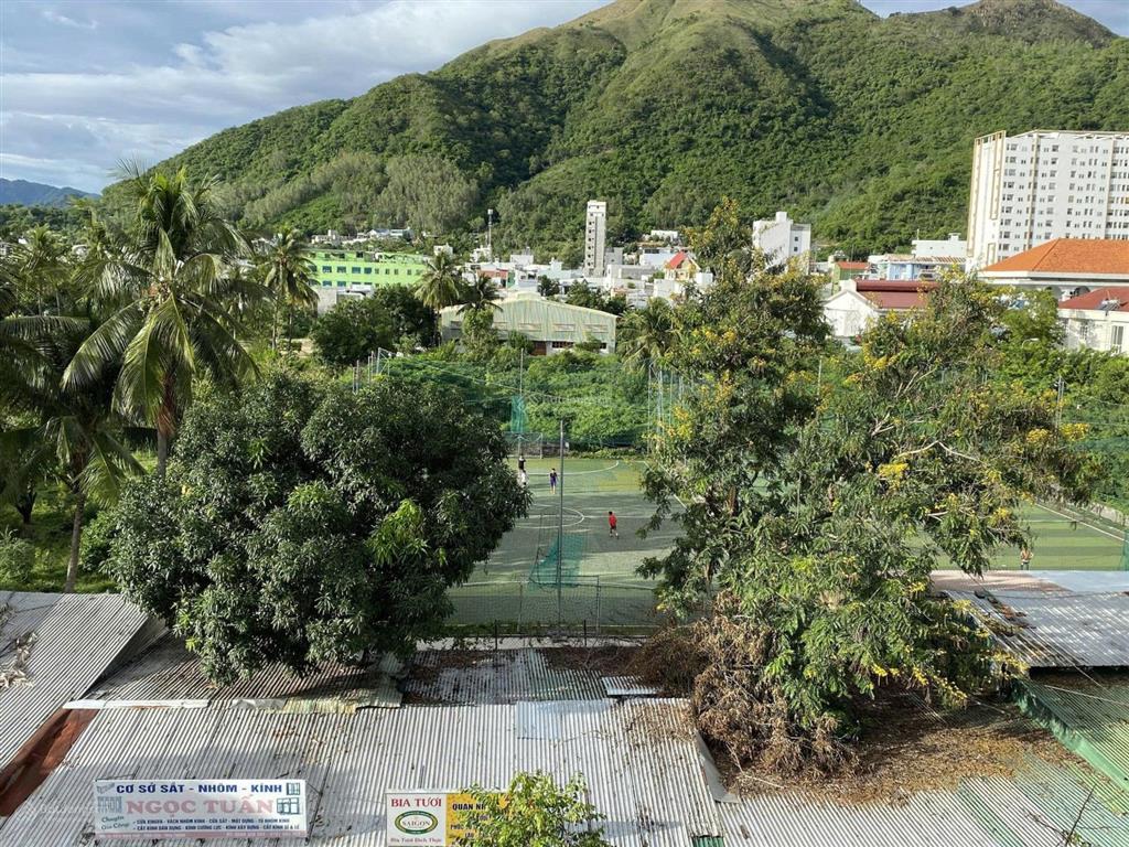 Bán nhà 4 tầng mặt tiền đường điện biên phủ gần biển, có thang máy, full nội thất xịn, 14,3 tỷ tl