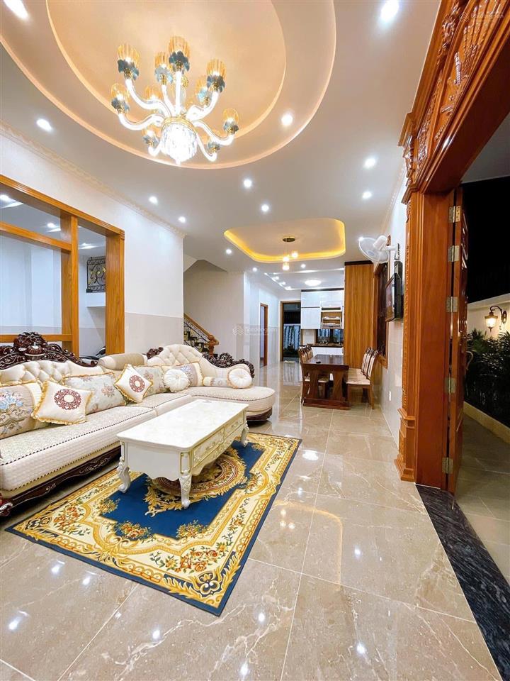 Chính chủ cho thuê & bán nhà biệt thư sân vườn 500m2 , đủ nội thất , p12, vũng tàu