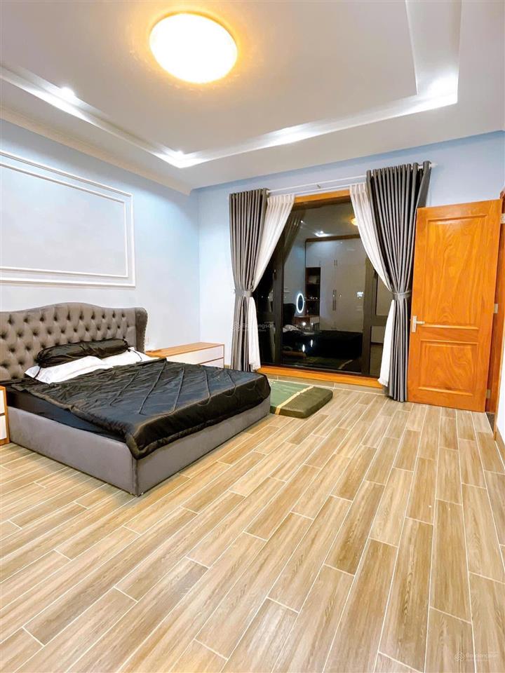 Chính chủ cho thuê & bán nhà biệt thư sân vườn 500m2 , đủ nội thất , p12, vũng tàu