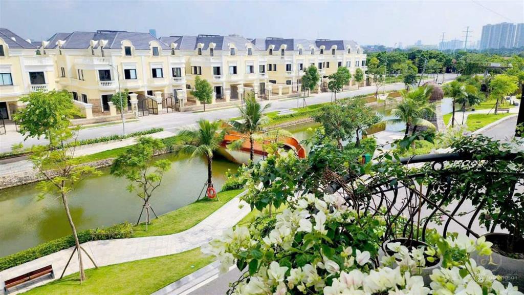 Bán suất ngoại giao liền kề góc, mặt sông ngay sát 3,5 an lạc green shymphony có hầm