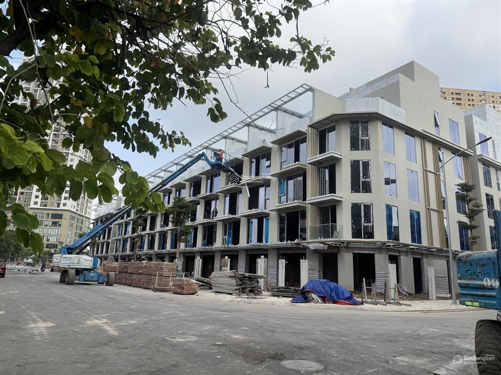 Central lakeside sống đẳng cấp giữa 3 mặt hồ, townhouse giá trị bậc nhất