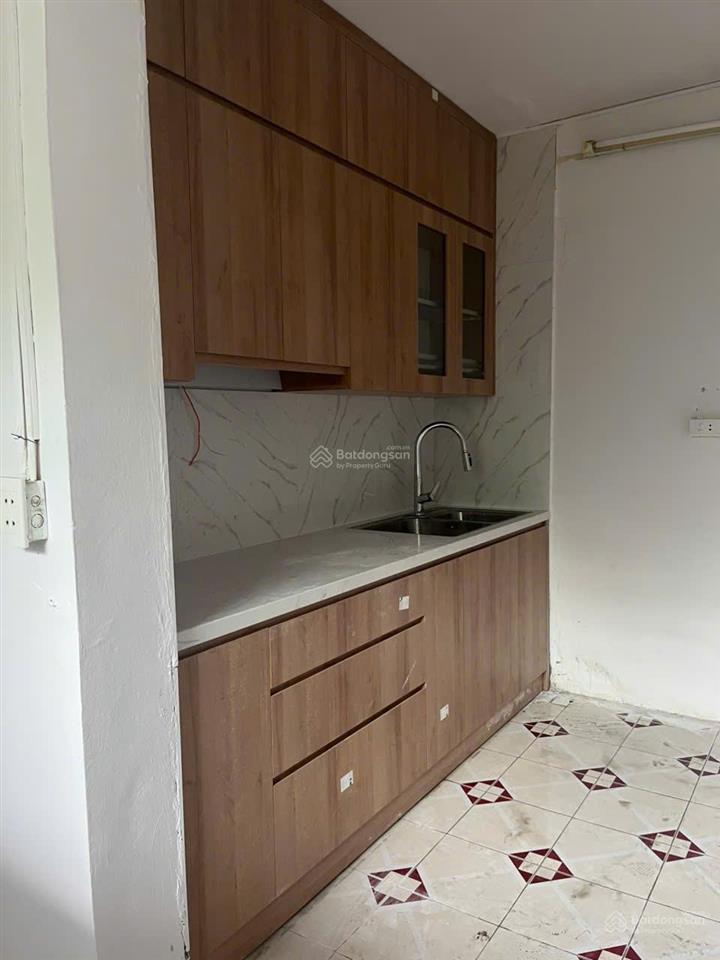 Cho thuê nhà tập thể tầng 4 nhà g4, p. thanh liệt (thanh xuân nam cũ), 60m2, 2pn, 1vs, cải tạo đẹp
