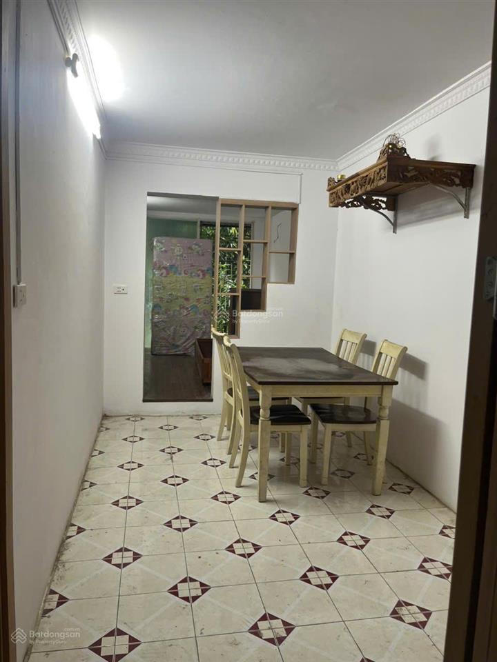 Cho thuê nhà tập thể tầng 4 nhà g4, p. thanh liệt (thanh xuân nam cũ), 60m2, 2pn, 1vs, cải tạo đẹp