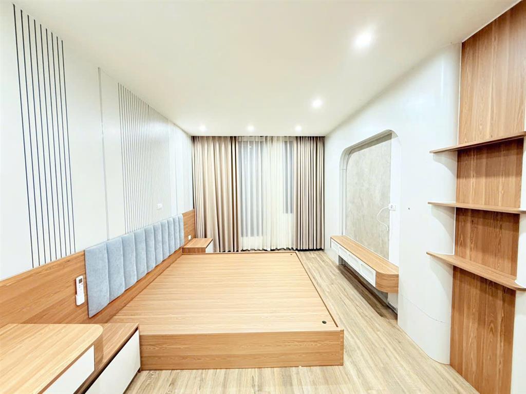 🏡 QUAN NHÂN – 41M² – 6 TẦNG THANG MÁY – MT 4M  – GIÁ NHỈNH 12 TỶ