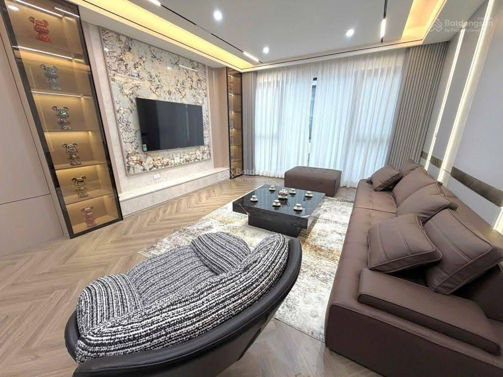 Duy nhất còn sót lại 1 căn biệt thự nhà vườn việt hưng diện tích 100m2, mt 6m, giá chỉ 2x tỷ.