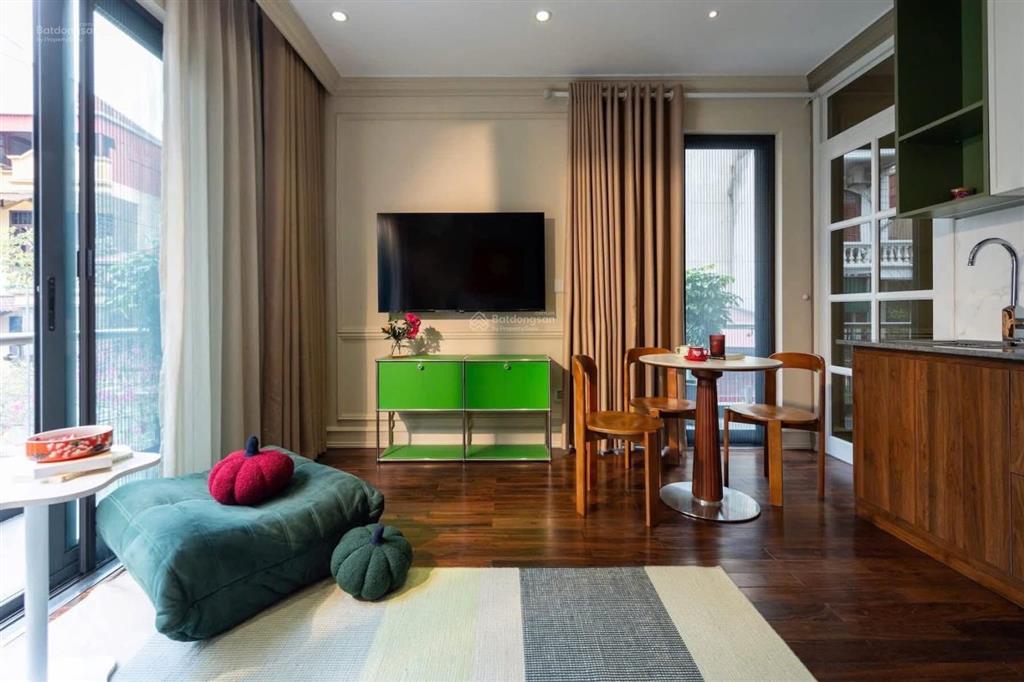 Bán nhà khu liền kề hdmon ngọc lâm đẹp long biên, 80m2, mặt tiền 7.7m chỉ hơn 20 tỷ.