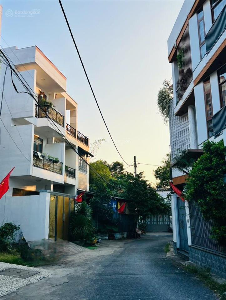 Nhà phố gần chợ tam bình  thủ đức  81m2  8 tỷ  khu dân cư tri thức