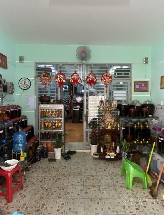 Nhà phố đẹp  2 tầng chỉ 3 phút ra pvđ  75m2 chỉ 6,7 tỷ  đường 6m, ôtô ngủ trong nhà