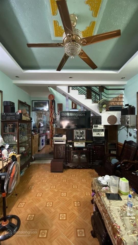 Nhà phố đẹp  2 tầng chỉ 3 phút ra pvđ  75m2 chỉ 6,7 tỷ  đường 6m, ôtô ngủ trong nhà