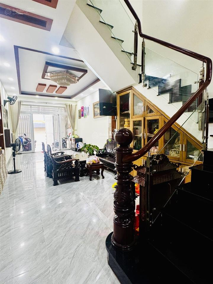 Nhà phố mới, đẹp 4 tầng  linh đông  74m2  8,5 tỷ  đường thông thoáng 6m  nội thất xịn xò