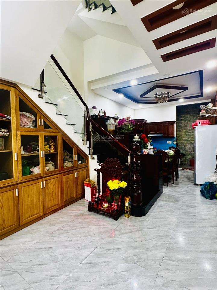 Nhà phố mới, đẹp 4 tầng  linh đông  74m2  8,5 tỷ  đường thông thoáng 6m  nội thất xịn xò