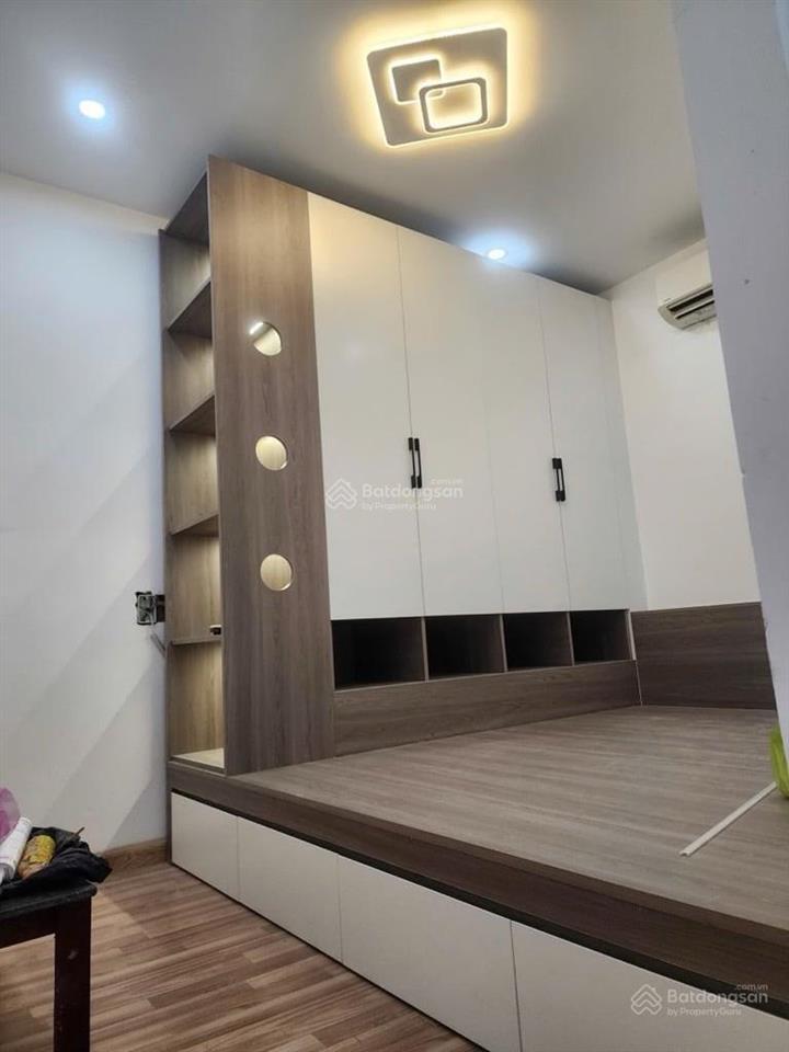 Nhà phố đẹp  gần ga bình thái (metro 1)  2 tầng  45m2  nhỉnh 3tỷ(tl)  ôtô đậu trước nhà