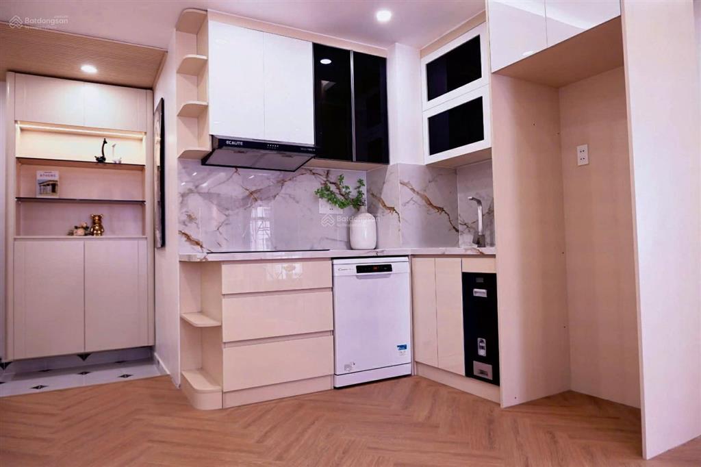 Cho thuê căn hộ chung cư sky garden 2 , nhà mới, giá đẹp phù hợp với gia đình hoặc chuyên gia