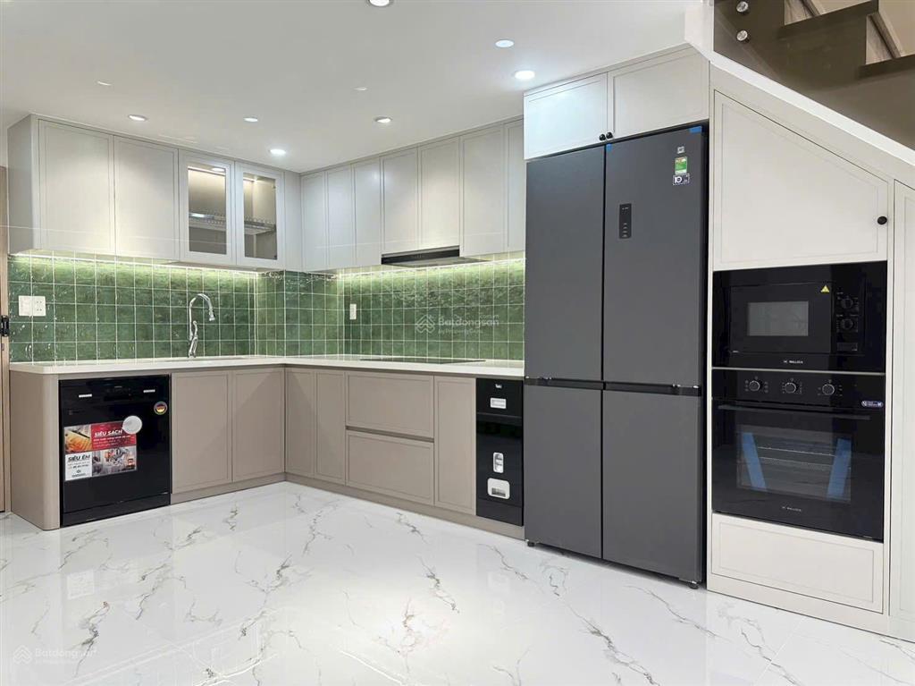 Bán căn hộ duplex skygarden thiết kế 4 phòng ngủ 2 nhà vệ sinh