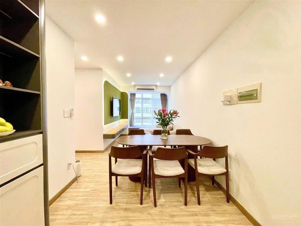 Chủ nhà cần chuyển qua chỗ mới cần bán căn hộ 3 phòng ngủ đẹp tại sky garden