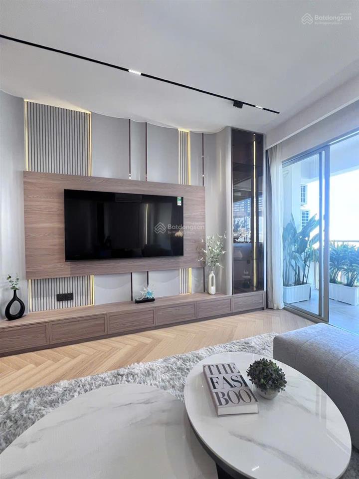 Cần bán mỹ khánh 1b nội thất mới đẹp chỉ việc dọn vali vào ở