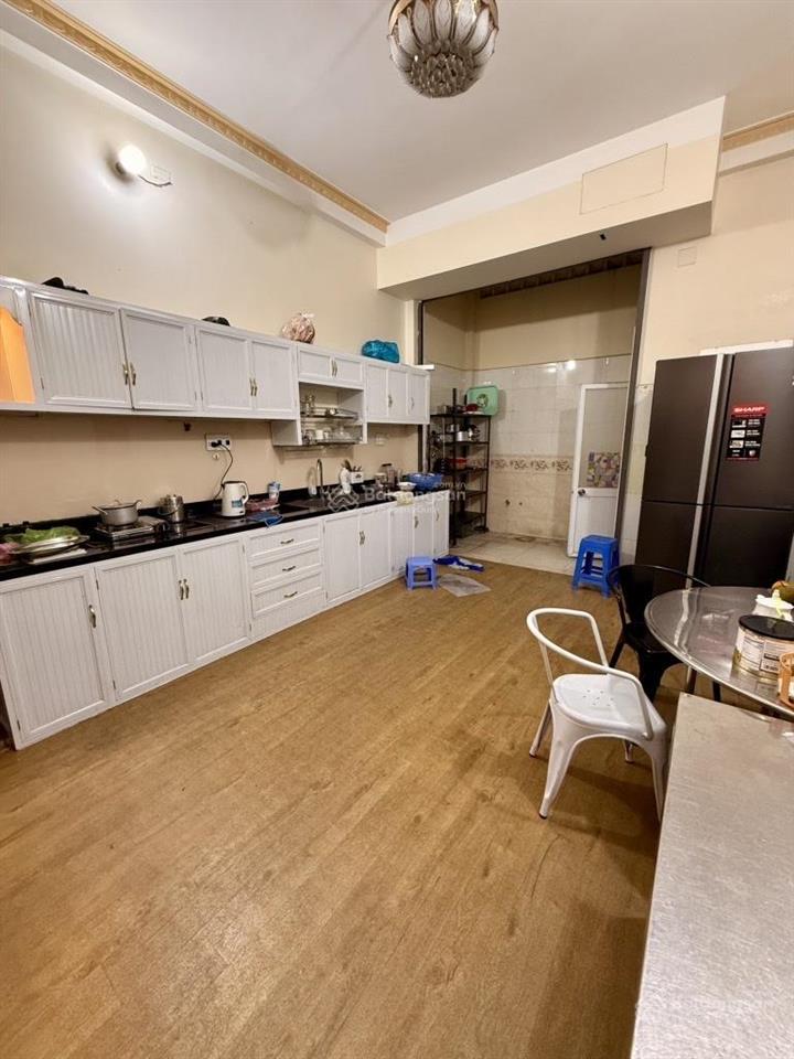 Nhà mt khu bình phú đối diện công viên, gần trường bình phú, mê tro