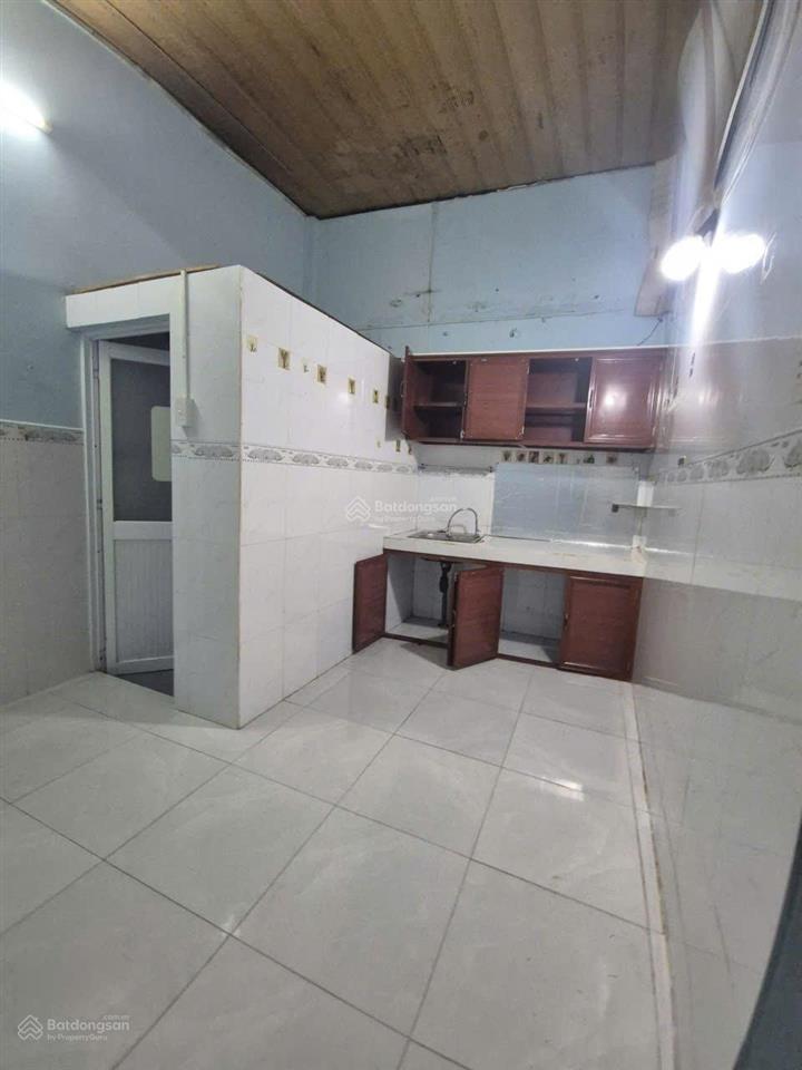Bán nhà riêng 1/ tô hiệu, 5,5 tỷ, 55m2, 2pn, 2wc, pháp lý đầy đủ
