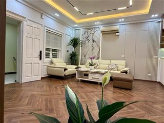 Cần bán căn hộ chung cư 671 hoàng hoa thám, 75m2, 2n, tầng cao, giá 7.5 tỷ.  0826 218 ***