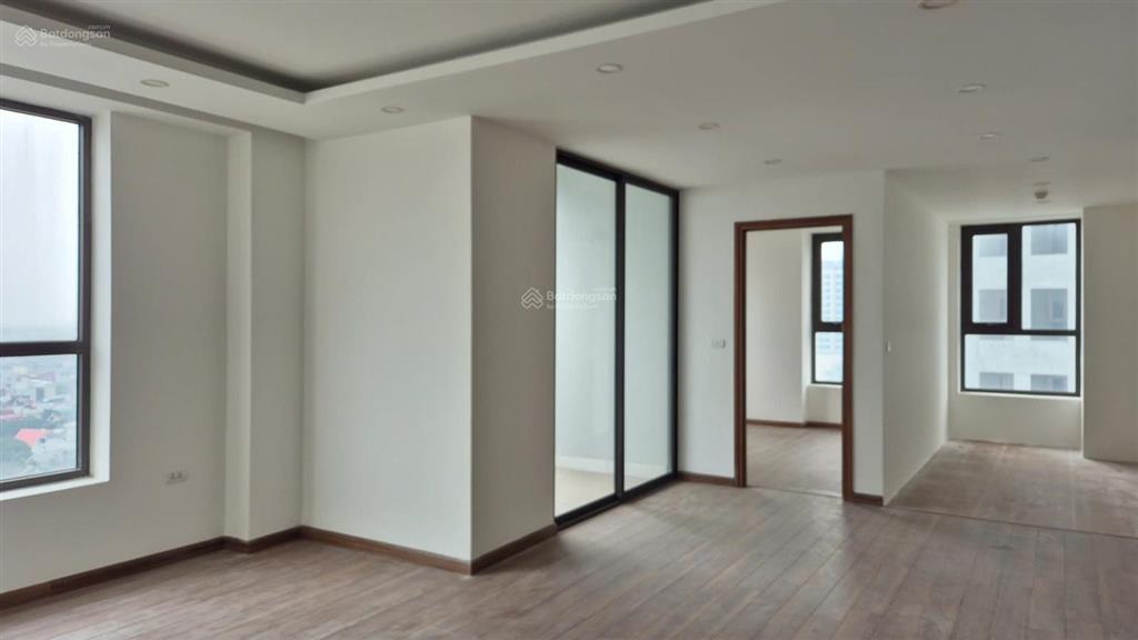 Chính chủ bán căn hộ chung cư ct2x2 đại kim, 107m2, 3pn, căn góc, giá chỉ 8.1 tỷ.  0826 218 ***