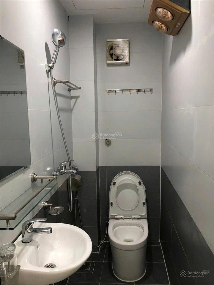 Chính chủ cho thuê nhà riêng ngõ 179 hoàng hoa thám, 4 tầng, 23n, giá 10.8 triệu.  0826 218 ***