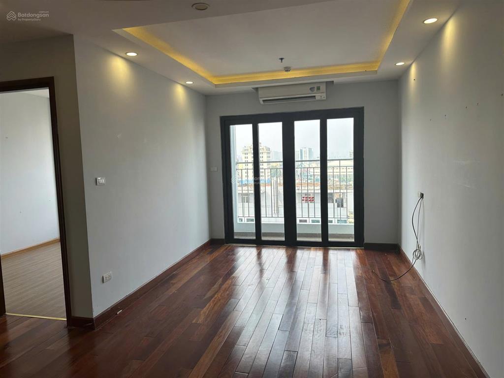 Chính chủ cho thuê căn hộ chung cư liễu giai tower  26 liễu giai, 3n, đcb, giá 20tr. 0826 218 ***