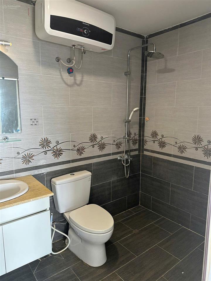 Chính chủ cho thuê căn hộ chung cư liễu giai tower  26 liễu giai, 3n, đcb, giá 20tr. 0826 218 ***
