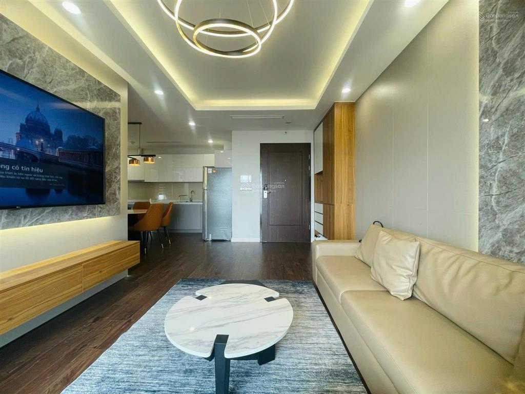 Chính chủ bán căn hộ chung cư tây hồ residence, 70m, 2n, view hồ tây, full nội thất.  0826 218 ***