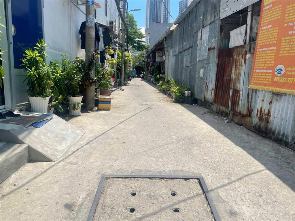 Bán dãy trọ 14 phòng dt 236m2 giá 20,6 tỷ  thu nhập 42tr  gần trường đh marketing  quận 7  hxh