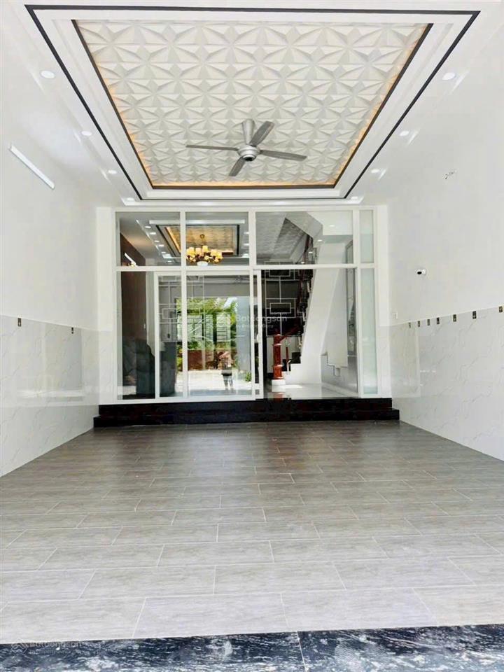 Bán nhà mới 100%  dt 82,3m2  4 tầng  giá 7,7 tỷ  đường xe tải  khu yên tĩnh an ninh  nhà bè