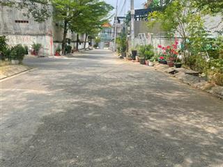 Bán nhà mới 100%  dt 82,3m2  4 tầng  giá 7,7 tỷ  đường xe tải  khu yên tĩnh an ninh  nhà bè