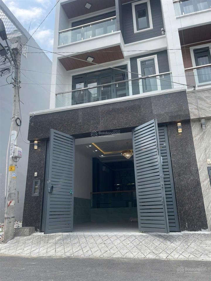 Bán nhà đẹp mới 100%  giá 7,95tỷ  4 tầng  dt 5x16  mặt tiền đường 8m  huỳnh tấn phát  nhà bè